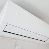 賃貸でもできる！夏場に部屋の温度を下げる方法