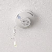 アパートの火災報知器の役割とは？誤作動時の対処方法