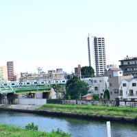 線路沿いのマンションに住むメリット｜騒音は気になる？