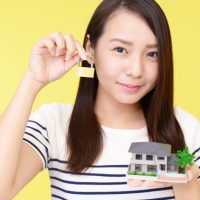 一人暮らしの女性向け！賃貸物件で押さえておきたい防犯対策のポイント