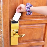 賃貸物件のセキュリティはカードキーを選ぶべき？メリットだけじゃなく、デメリットも知っておこう！