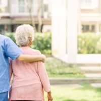 見守り付き賃貸とは？高齢者の住宅問題を解決する取り組みについて解説