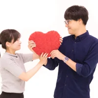 途中から二人入居可にできる？同居人が増える際の手順や注意点とは